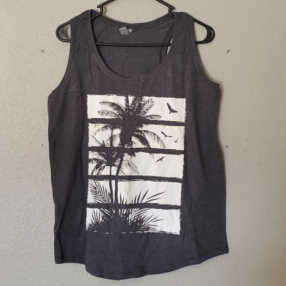 Tank Top Size Large